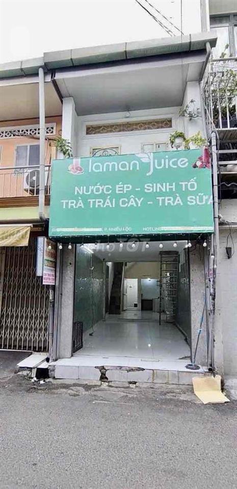 MẶT TIỀN KD SẦM UẤT Q3, giá BÌNH DÂN, 1 TRỆT 1L 2P. NGỦ ở va Kd NGON