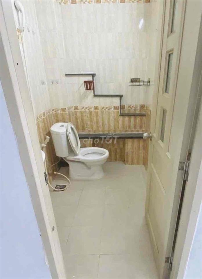NHÀ XINH, Gần Q1 & chợ Ngô Tất Tố, 1 TRỆT 1 LẦU, 2P. NGỦ 2WC OK