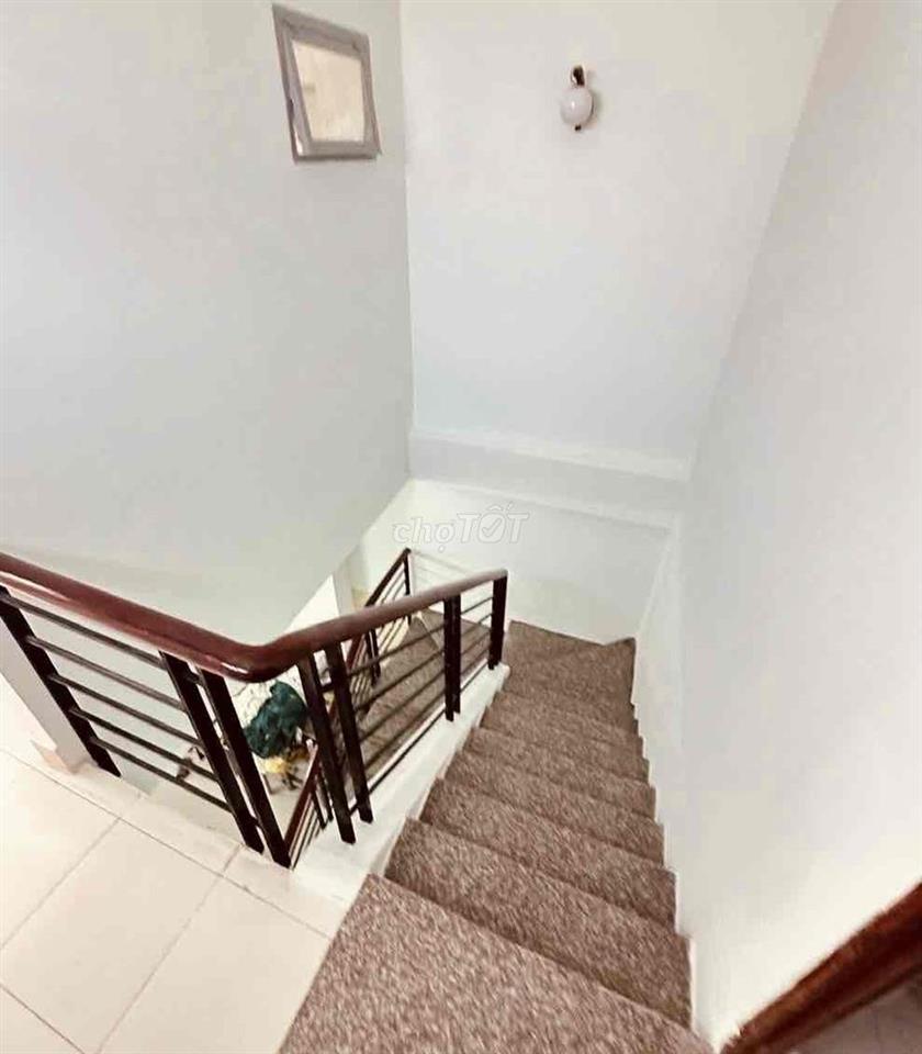 NHÀ XINH, Gần Q1 & chợ Ngô Tất Tố, 1 TRỆT 1 LẦU, 2P. NGỦ 2WC OK