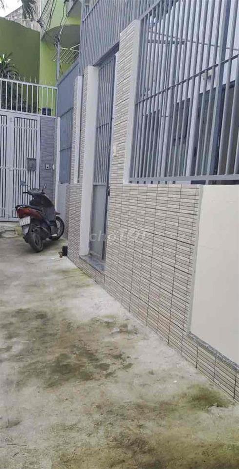 NHÀMỚI ĐẸP, thoáng sáng, 1TRỆT 1 LỬNG, P.NGỦ SẮN M.LẠNH, 2WC, SÂN XE