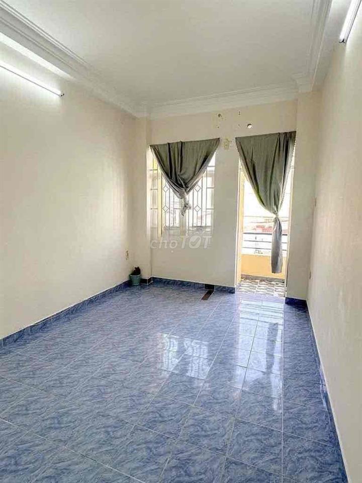 NHÀ ĐẸP XINH, GIÁ TỐT BÌNH DÂN, 1 TRỆT 1 LẦU, Tiện đi làm Q1. Q2 OK