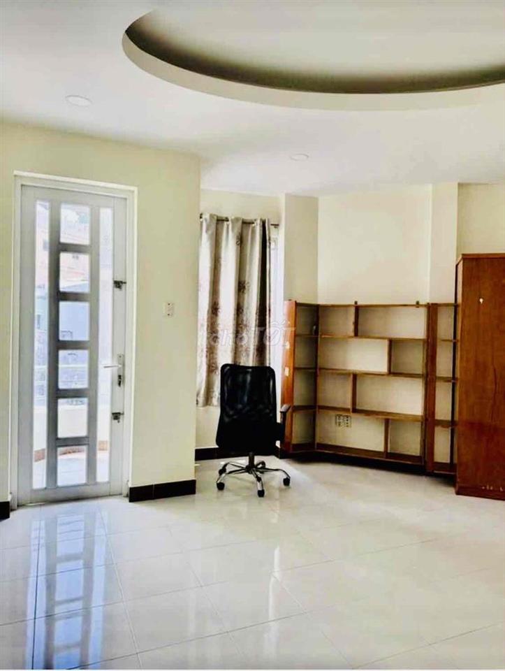 NHÀ MỚI ĐẸP, 1Tr 3LẦU, 3P. NGỦ 3WC ở gd 5-6ng làm việc Ok
