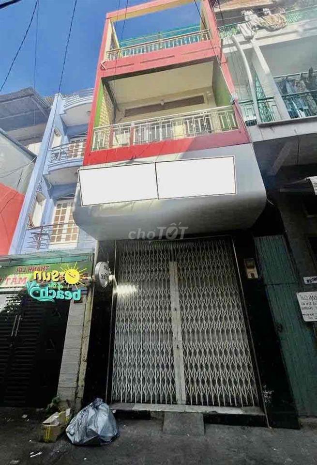 NHÀ VỊ TRÍ KD sầm uất, 1 TRỆT 3 LẦU, ở gd và Kd Shop Vpcty OK