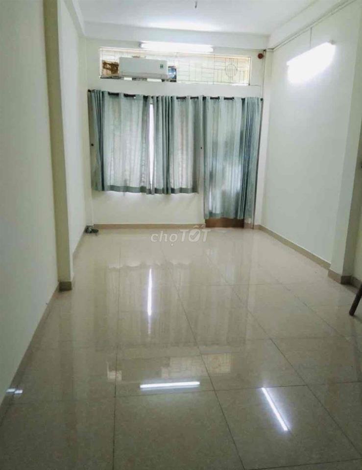NHÀ VỊ TRÍ KD sầm uất, 1 TRỆT 3 LẦU, ở gd và Kd Shop Vpcty OK