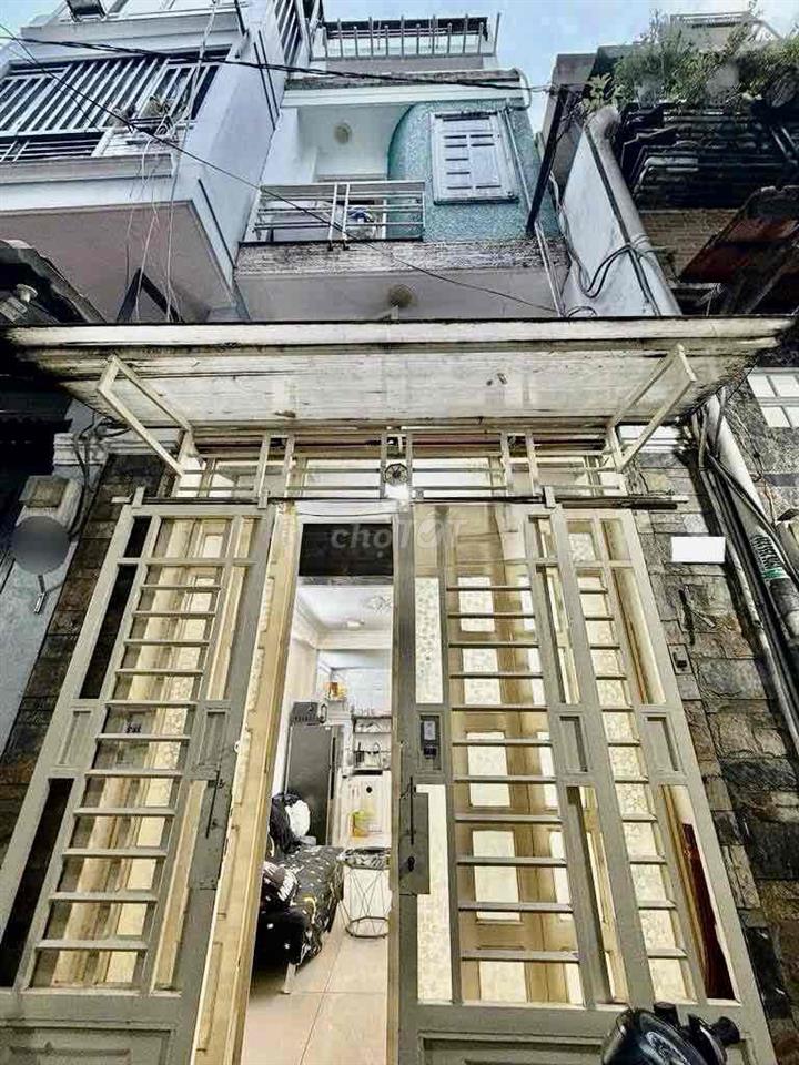 NHÀ Q10, 1 TRỆT 2L 3P. NGỦ gia’ bình dân, ở gd 4-5ng Ok