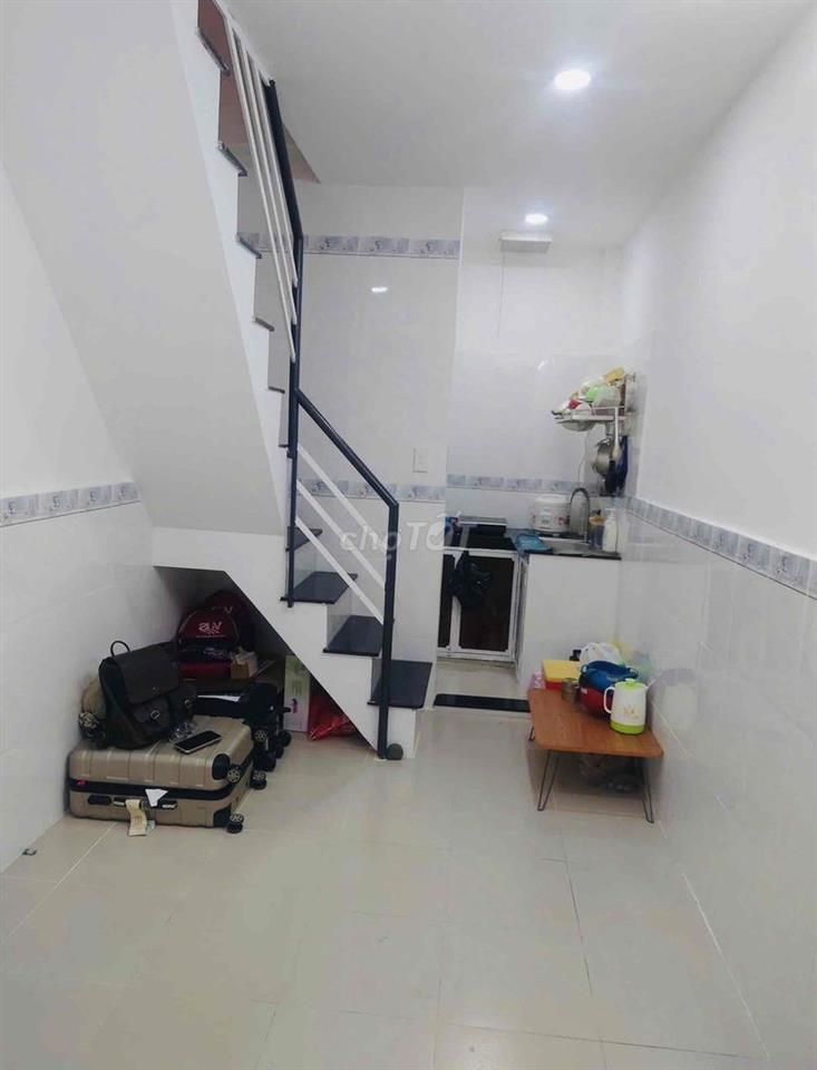 NHÀ MỚI NHỎ XINH, giá bình dân, 1 TRỆT 1 LẦU, ở 2Ng & đi làm OK nha