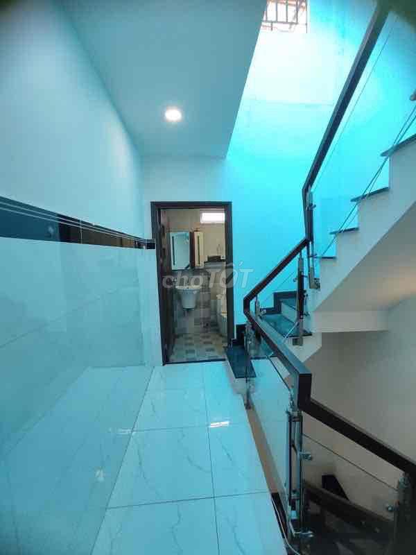 NHÀ ĐẸP XINH, giá 11tr OK, 1 TRỆT 2 LẦU, 2P. NGỦ 3WC ơe 3-4Ng OK 🫰🫰