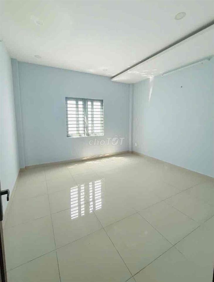 NHÀ RỘNG MỚI, giá bình dân, 1 TRỆT 2 LẦU, SÂN PHƠI, 3P. NGỦ OK 🫰🫰