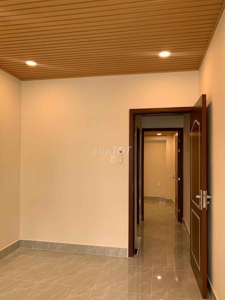 NHÀ MỚI XỊN, HẺM XE HƠI, 1 TRỆT 2L SÂN THƯỢNG 3P. NGỦ, N.THẤT MỚI OK