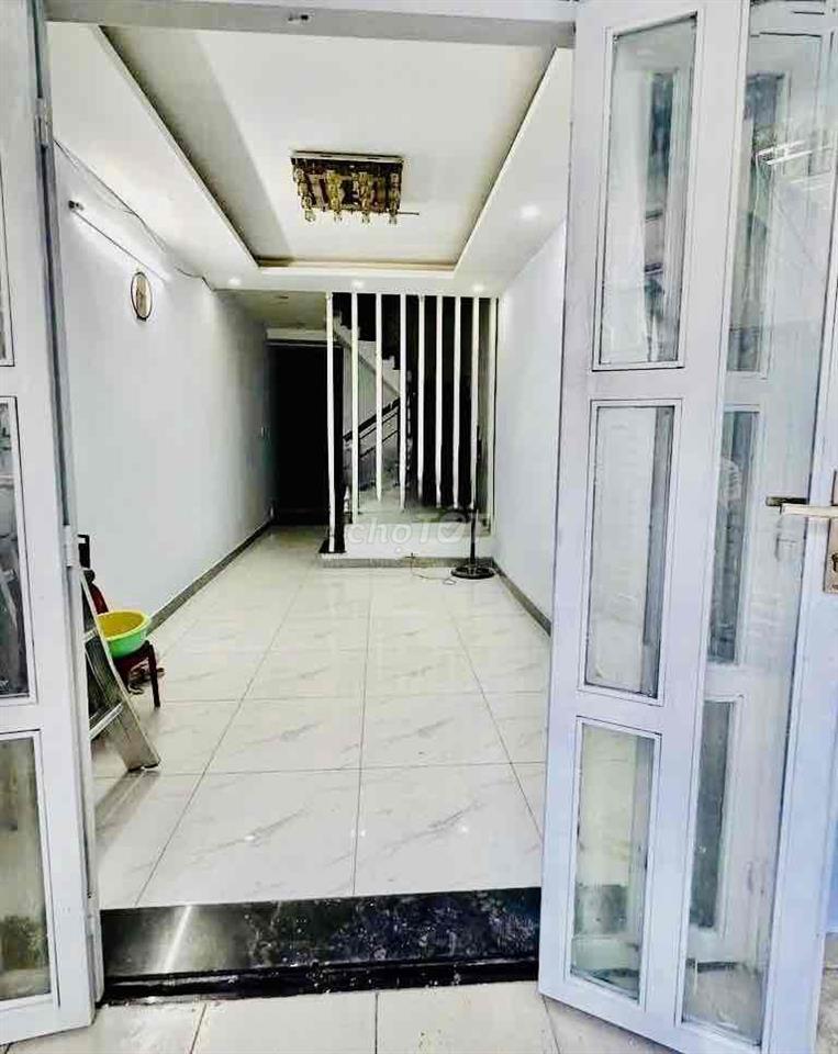 NHÀ MỚI XINH, SÂN ĐỂ XE 🍃🍃, 1 TRỆT 1 LẦU,2P. NGỦ, N. THẤT MỚI OK