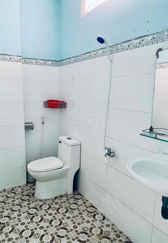 NHÀ RỘNG XINH, giá Tốt Bình dân PHÚ NHUẬN, 50m2, 1TRỆT 1L 2P. NGỦ OK
