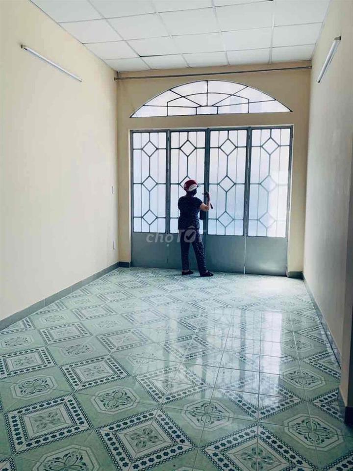 NHÀ RỘNG, GẦN Q1, THỊ NGHÈ, giá bình dân DT 48m2, 1 TRỆT 1 LẦU OK