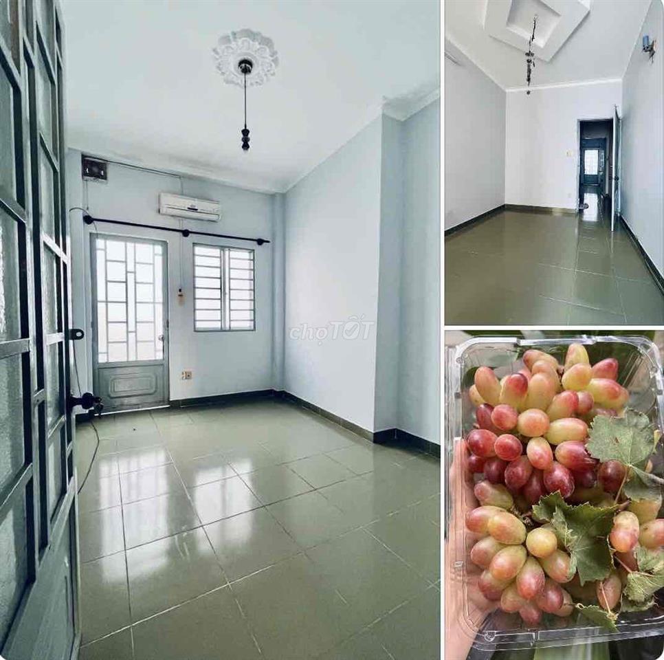 NHÀ ĐẸP XINH, giá bình dân, 1 TRỆT 1 LẦU, 2P. NGỦ + P. Làm việc ở OK
