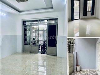NHÀ RỘNG MỚI, DT 14m Dài SÂNXE THOÁNG, 1 TRỆT 1L 2P. NGỦ + P. làm vie