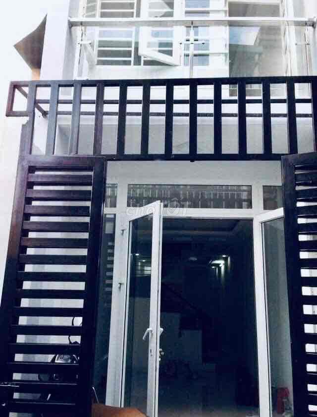 NHÀ MỚI RỘNG, giá Bình Dân, dài 14m, 1 TRỆT 1 LẦU, 2P. NGỦ ở gd 4-5Ng