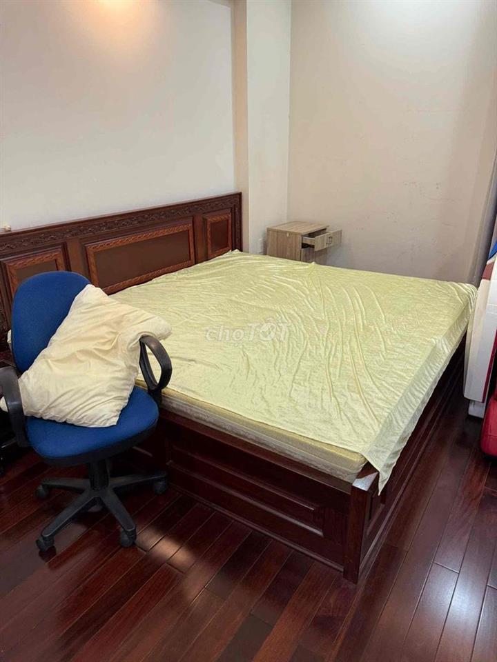 Cho thuê nhà nguyên căn khu Tên Lửa vừa ở vừa kinh doanh
