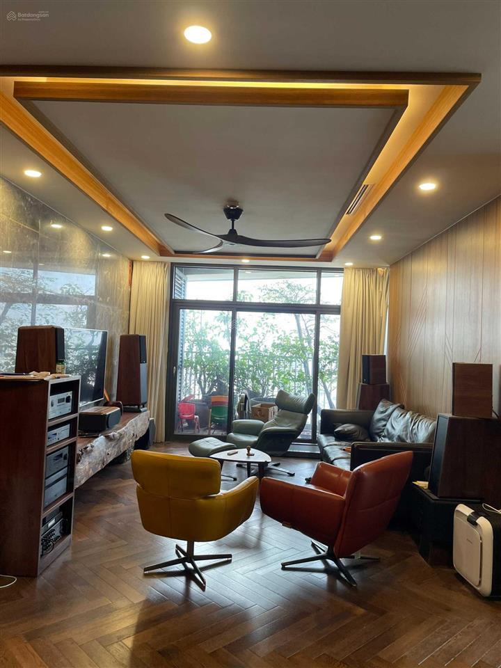 Danh sách mới nhất ch chính chủ gửi bán tại discovery complex 302 cầu giấy tháng 5/2026  giá chuẩn