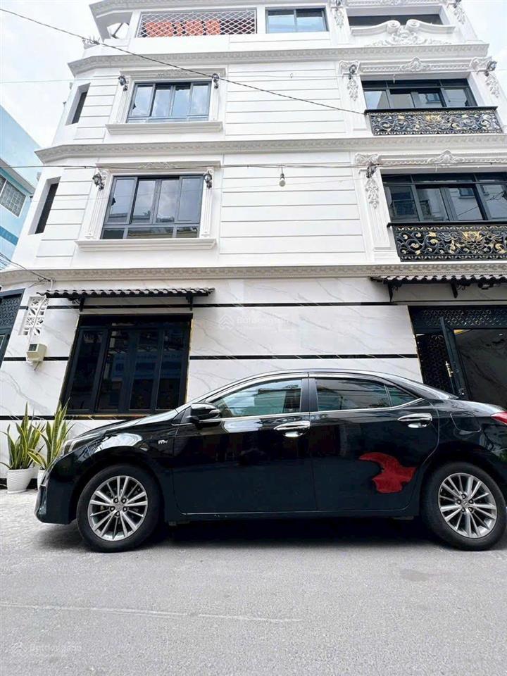 Nhà bình thạnh mới xây, nội thất cao cấp  4 tầng, 5pn, nhà đẹp ở ngay, xe hơi ngủ trong nhà