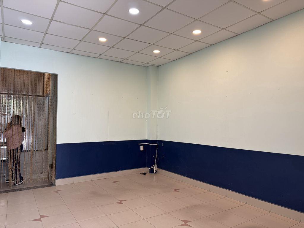 MTKD đường Luỹ Bán Bích - 4x10m - cấp 4 có lửng - giá 15 triệu/tháng