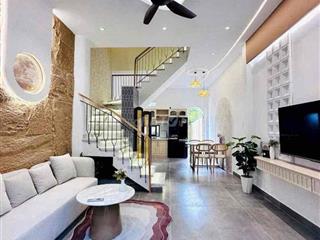 CHO THUÊ NHÀ MTKD NGUYỄN HẬU - 7 Tầng có thang máy - Giá 35 triệu