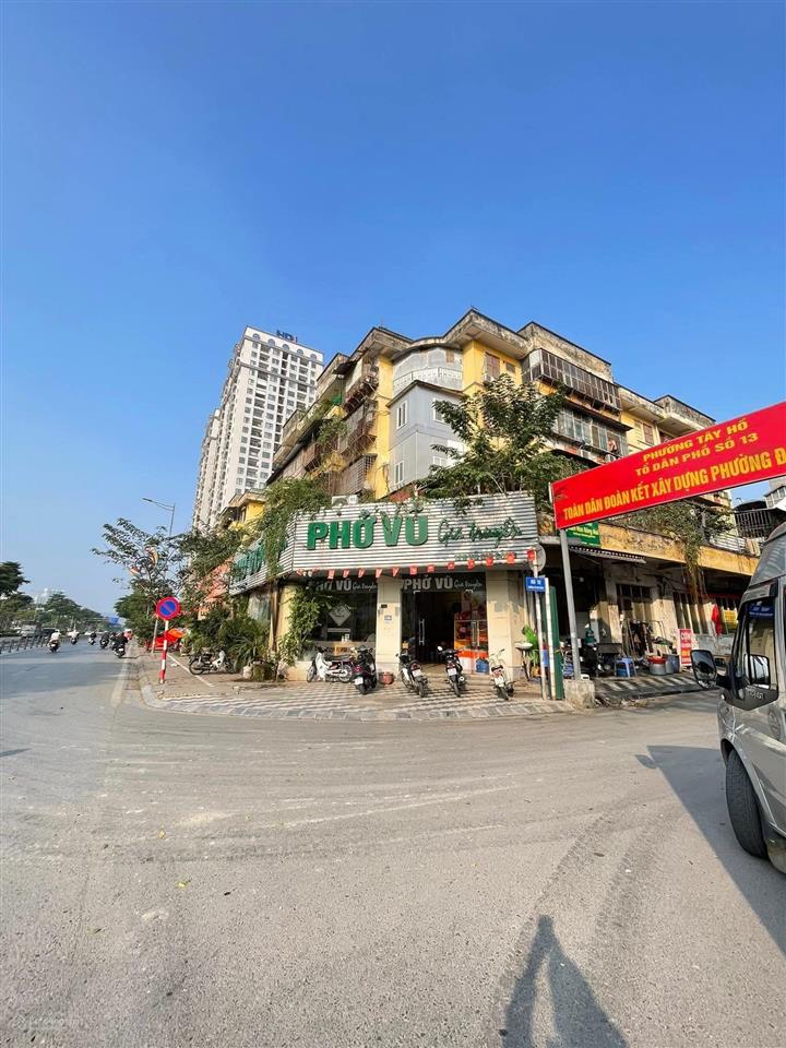 Bán nhà mặt ngõ ô tô tránh dt 100m2, 5 tầng ngõ thông từ lạc long quân sang võ chí công