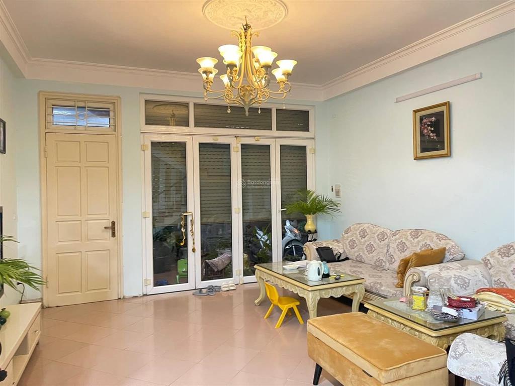 Bán nhà mặt ngõ ô tô tránh dt 100m2, 5 tầng ngõ thông từ lạc long quân sang võ chí công