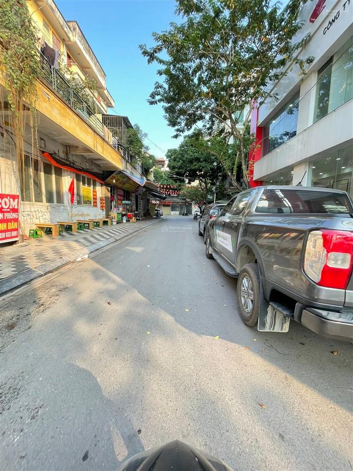 Bán nhà mặt ngõ ô tô tránh dt 100m2, 5 tầng ngõ thông từ lạc long quân sang võ chí công