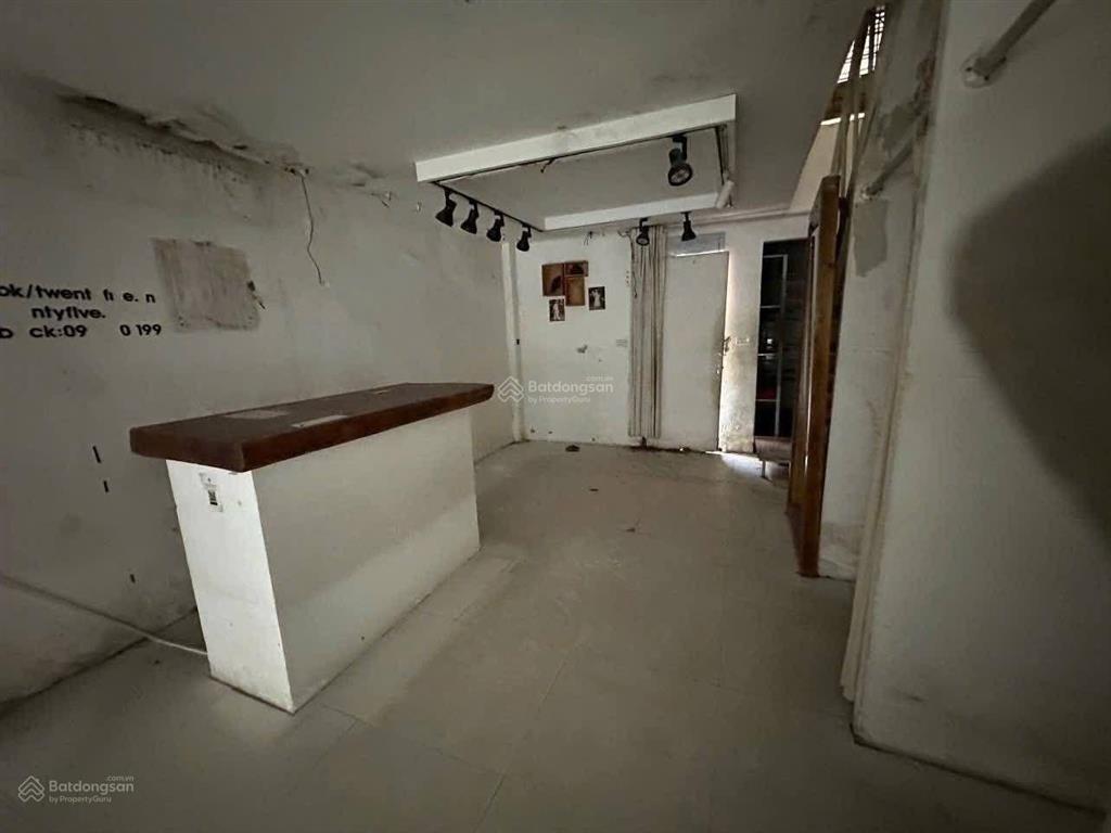 Bán gấp đất tặng nhà mặt phố đại la 3 làn ôtô tránh thoải mái  vỉa hè đá bóng dt 86m2 giá chào tốt