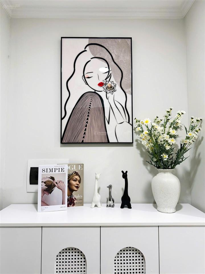 Mình cần bán căn hộ tầng cao đẹp, 2pn, 76m², giá 5 tỷ tại rose town,  0969 071 ***