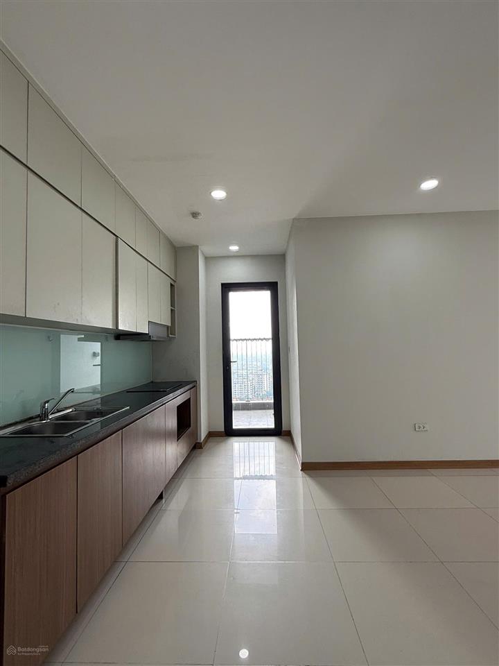 Mình cần bán căn hộ 3pn (góc), 103m², tầng cao đẹp, giá 6.3 tỷ tại rose town,  0969 071 ***