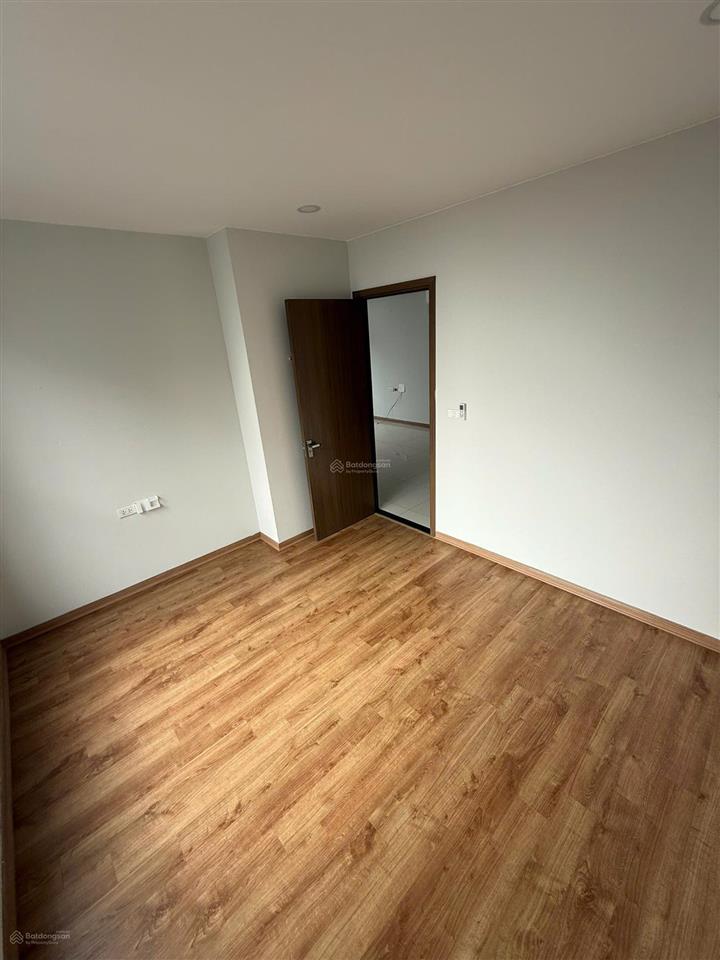 Mình cần bán căn hộ 3pn (góc), 103m², tầng cao đẹp, giá 6.3 tỷ tại rose town,  0969 071 ***