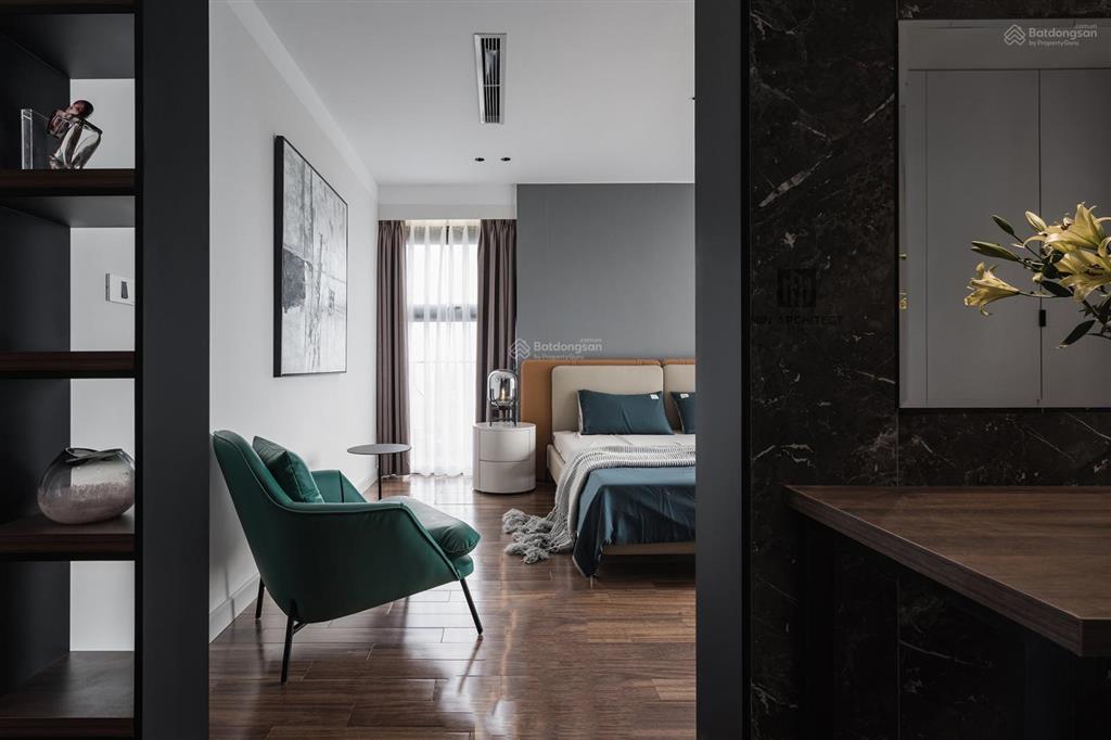Mình cần bán căn hộ tầng trung đẹp, 3pn, 98m², (sổ đỏ), giá 9,5 tỷ tại green pearl minh khai