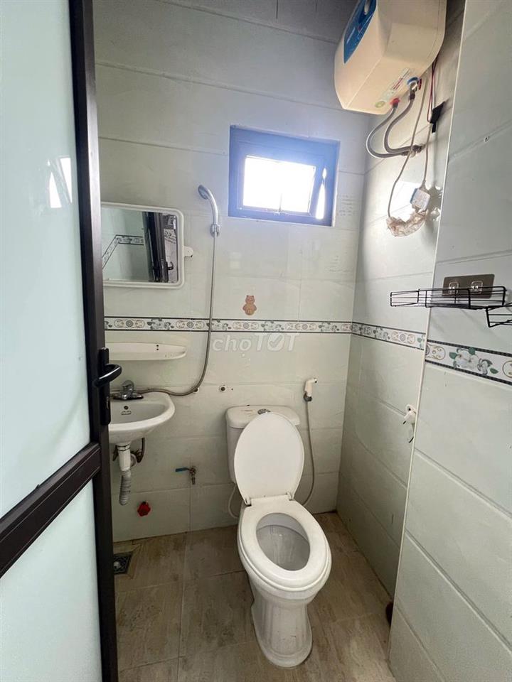 SINH VIÊN KIẾN TRÚC – BƯU CHÍNH – MẬT MÃ  Phòng 25m² Có Gác ,Thang máy