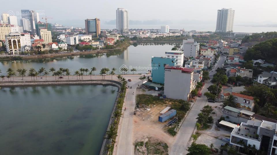 Bán đất vị trí siêu đẹp bờ hồ mặt tiền đường hùng thắng, hạ long kinh doanh được còn duy nhất 1 ô