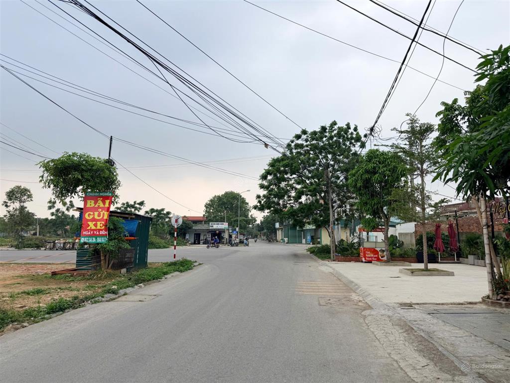 Bán lô đất vàng đường hai bà trưng, cách biển sầm sơn chỉ 600m, sổ đỏ trao tay, giá rẻ nhất