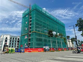 Bán gấp căn 1pn + 1, tầng 10 đẹp nhất dự án, giá hơn 3 tỷ, tại sun group sầm sơn, giá rẻ hơn cđt