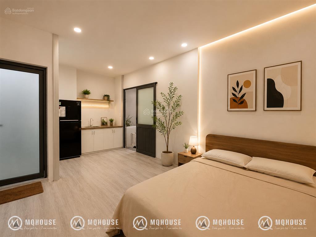 Chính chủ  thoáng mát  ánh nắng tự nhiên  khoá từ