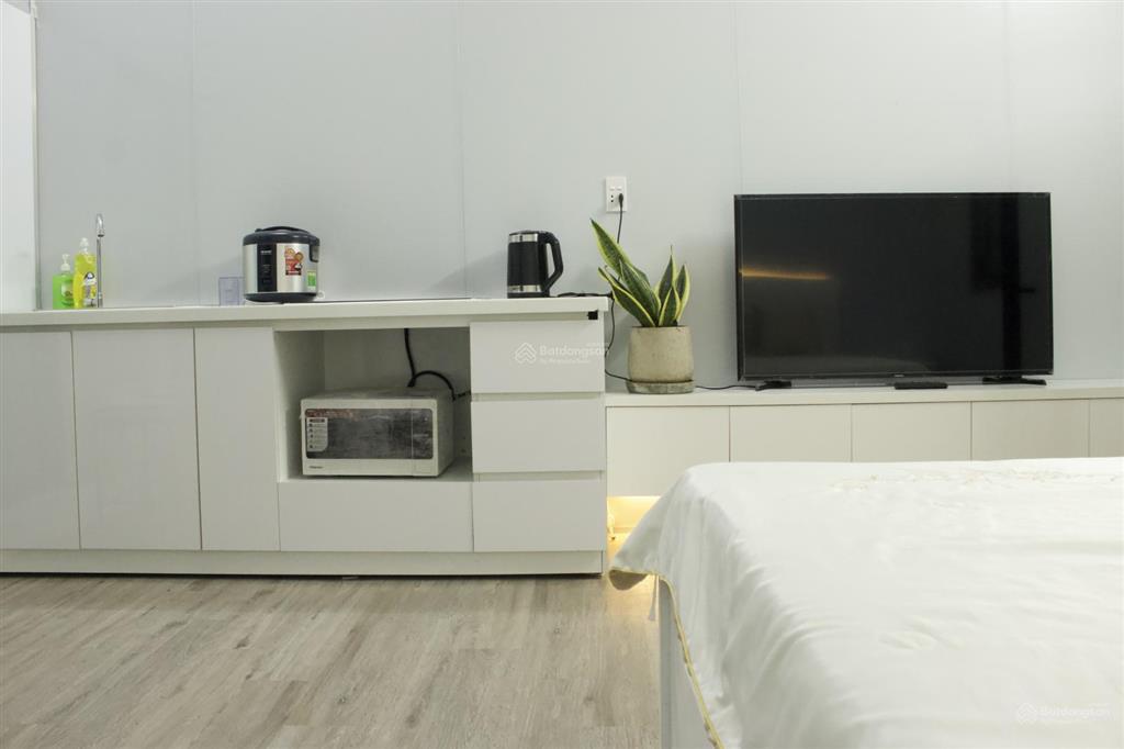 Căn hộ giá tốt, ban công siêu rộng thoáng, vị trí đẹp