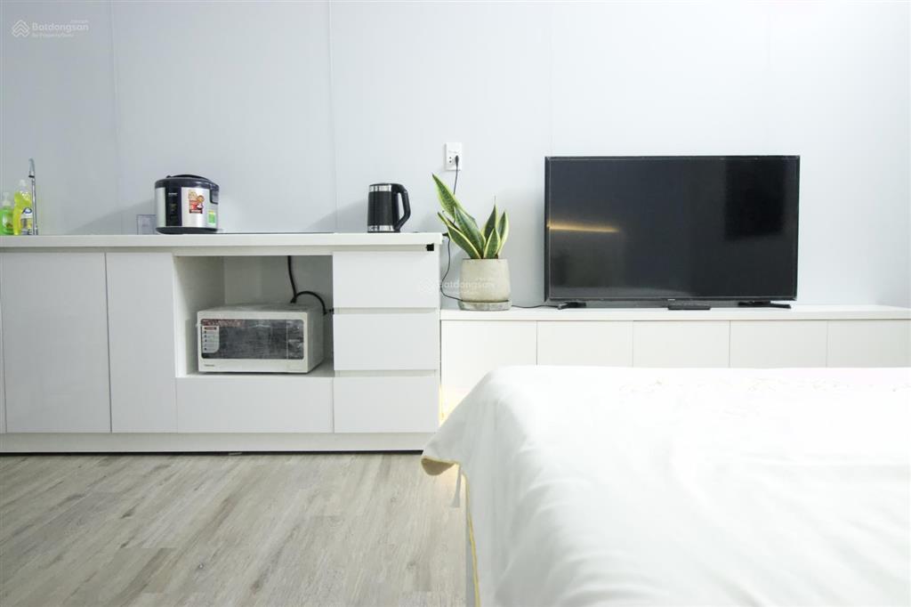 Căn hộ giá tốt, ban công siêu rộng thoáng, vị trí đẹp