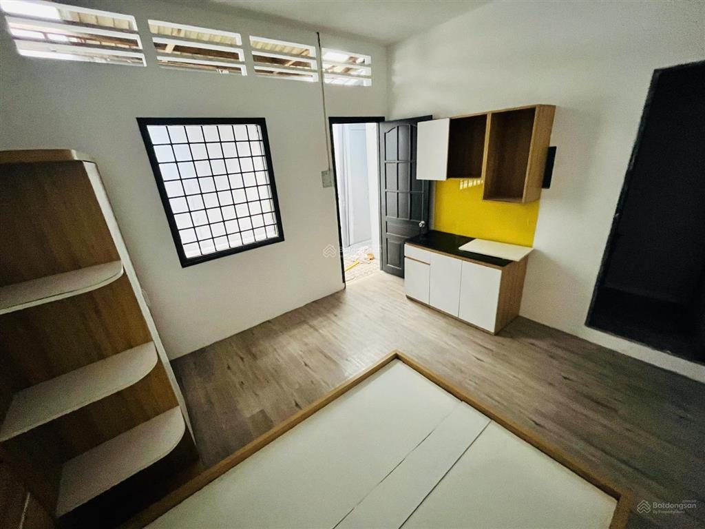 Phòng trọ sạch đẹp vị trí đắc địa 19 hồng hà giá tốt