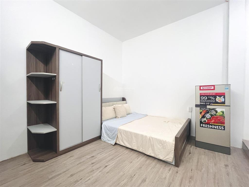 Phòng mới xây giá tốt  y hình  chính chủ  thoáng, có ánh sáng tự nhiên