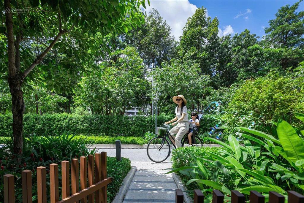 Bán nhanh căn the glen 343.5m2 celadon city đã hoàn thiện nội thất có sẵn hđ thuê 60tr, giá 26 tỷ