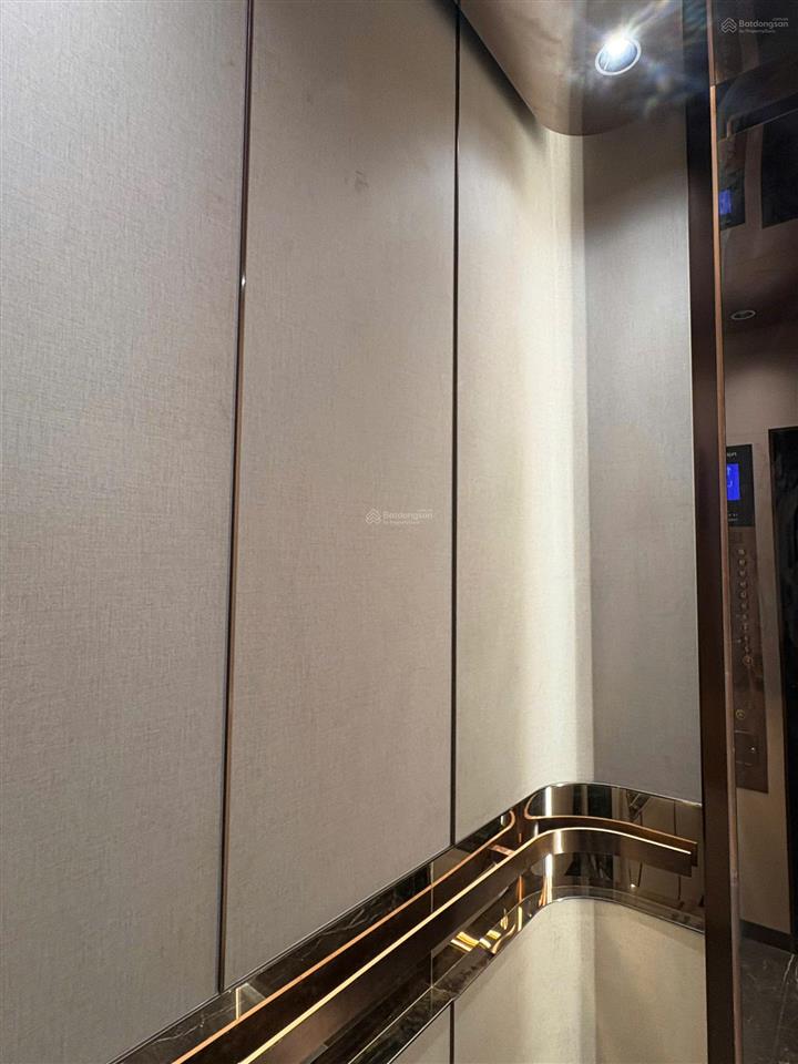 Chủ nhà ngộp, bán lại giá tốt  2pn  68m2  4,56 tỷ  elysian q9 view nội khu hồ bơi