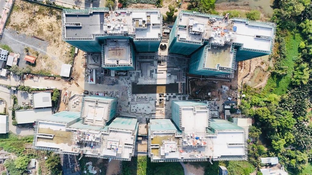 Chủ nhà ngộp, bán lại giá tốt  2pn  68m2  4,56 tỷ  elysian q9 view nội khu hồ bơi