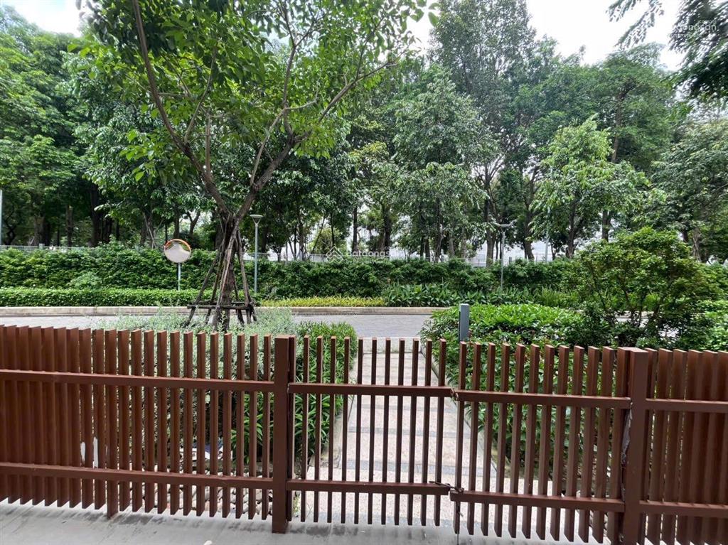 The glen v4.01 căn góc 3 mặt tiền giá tham khảo tốt trong khu vực tại celadon city
