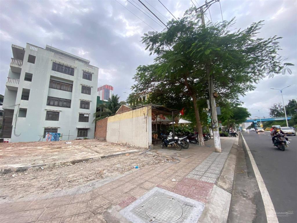 Lô góc 2 mặt tiền phạm văn đồng, vĩnh thọ, bắc nha trang, trực diện biển, giá chỉ 67,11 tỷ