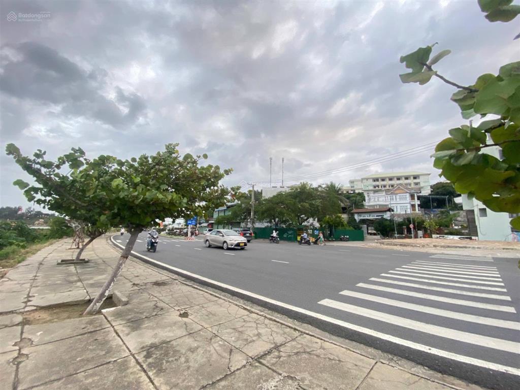 Lô góc 2 mặt tiền phạm văn đồng, vĩnh thọ, bắc nha trang, trực diện biển, giá chỉ 67,11 tỷ
