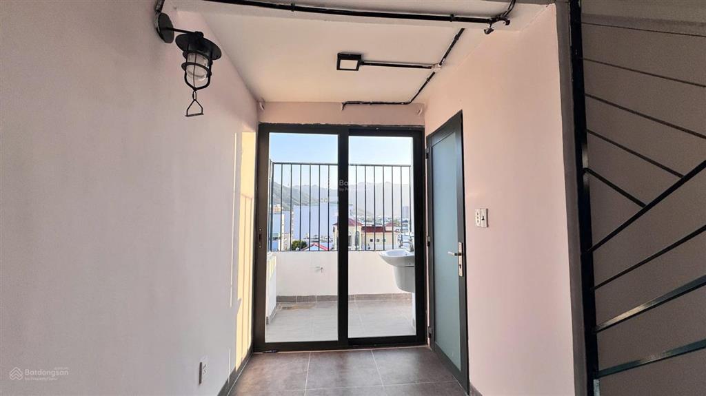 Tòa căn hộ 7 tầng phước long, nam nha trang, cách biển 1,5km, giá chỉ 9 tỷ