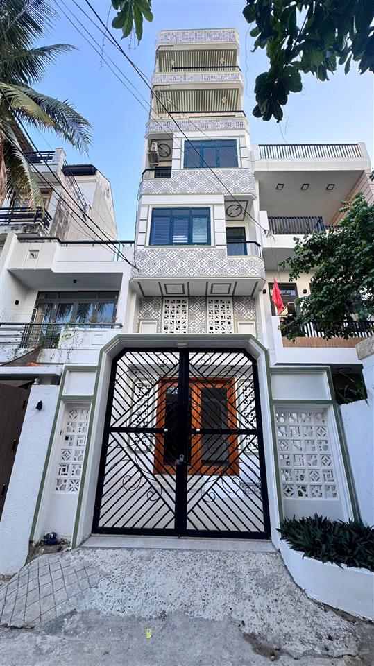 Tòa căn hộ 7 tầng phước long, nam nha trang, cách biển 1,5km, giá chỉ 9 tỷ