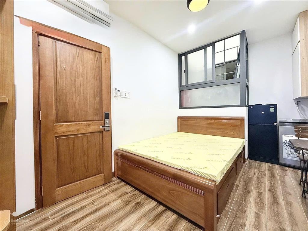 Căn hộ full nội thất máy giặt riêng  thang máy